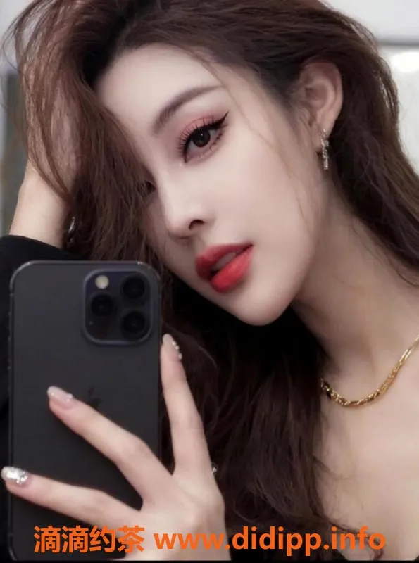 深圳楼凤资源信息,罗湖小美，26岁，身高168，38C极品服务