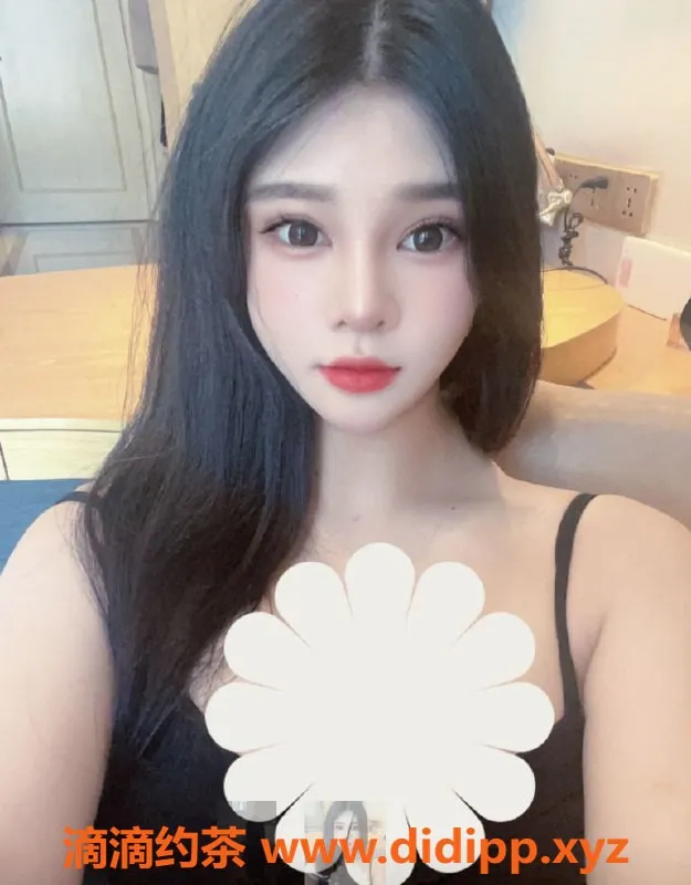 深圳楼凤-深圳宝安微胖大胸老师，700元起服务