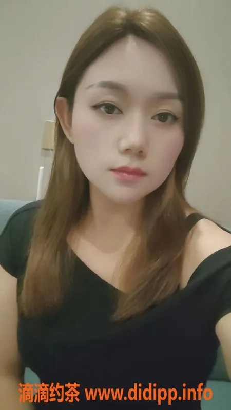 广州楼凤-天河欢子，28岁清纯少女，身高160cm