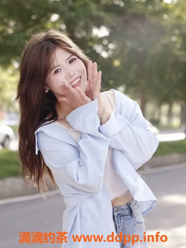 东莞楼凤-大朗柚子，700元起，服务超赞