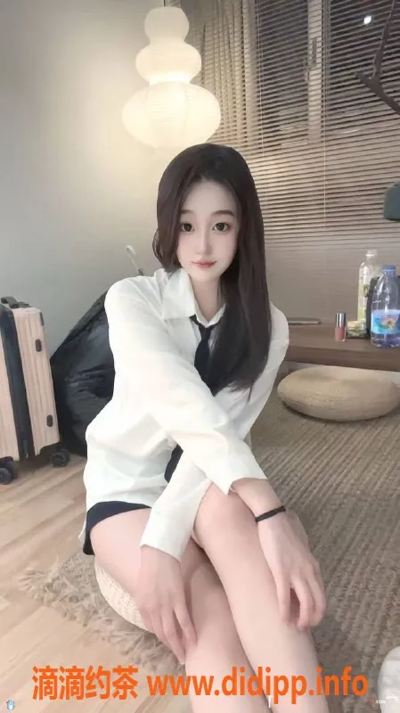 成都楼凤-青羊区御姐苒苒，服务态度超棒，价位亲民