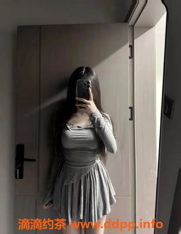 成都楼凤资源信息,青羊区御姐苒苒，服务态度超棒，价位亲民