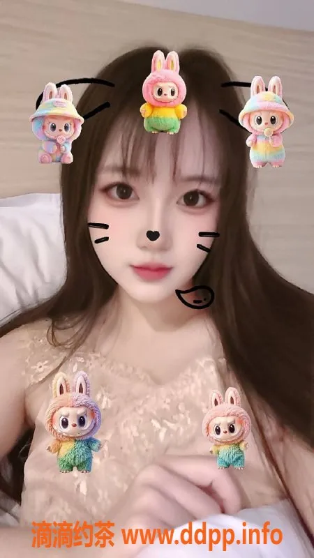 郑州楼凤资源信息,中原区19岁C罩杯小妹，身高160，服务多样