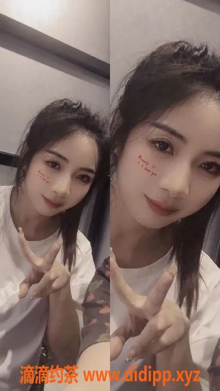 杭州楼凤-拱墅贝贝，163cm 49kg，女友感十足，尽享温柔体验