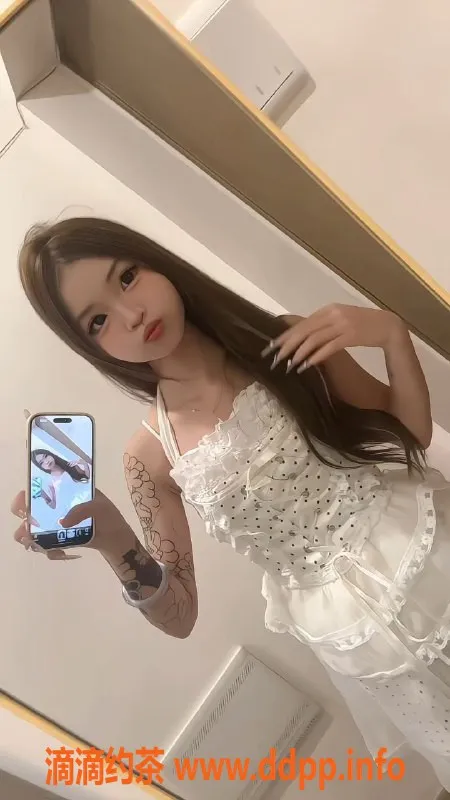 成都楼凤-锦江区依依，身材苗条的可爱嫩妹