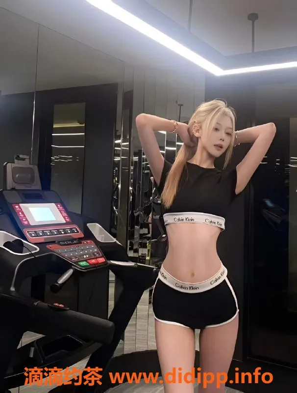 深圳楼凤-深圳福田薯片，2100元/次，服务超赞！