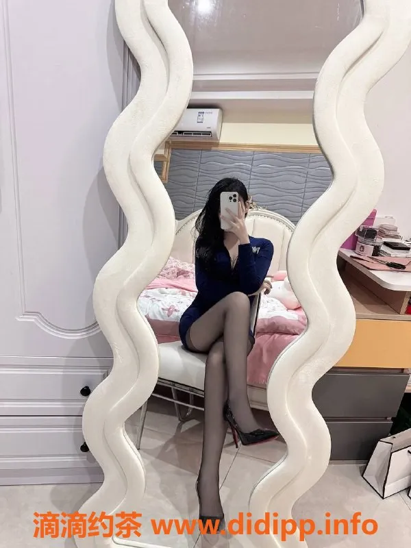 深圳楼凤-龙华区嫩妹予希，性感可爱，课费1200-2200