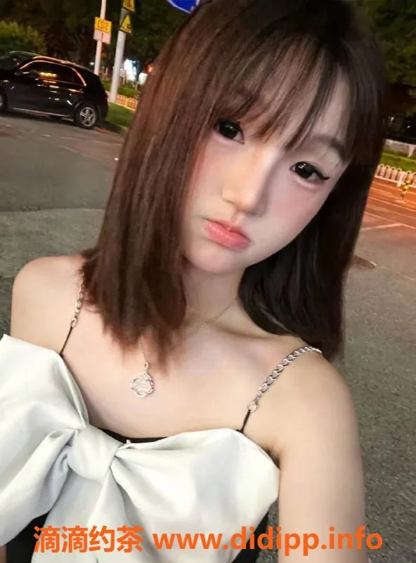 成都楼凤-市中心嫩妹闹闹，颜值高身材棒，态度超赞