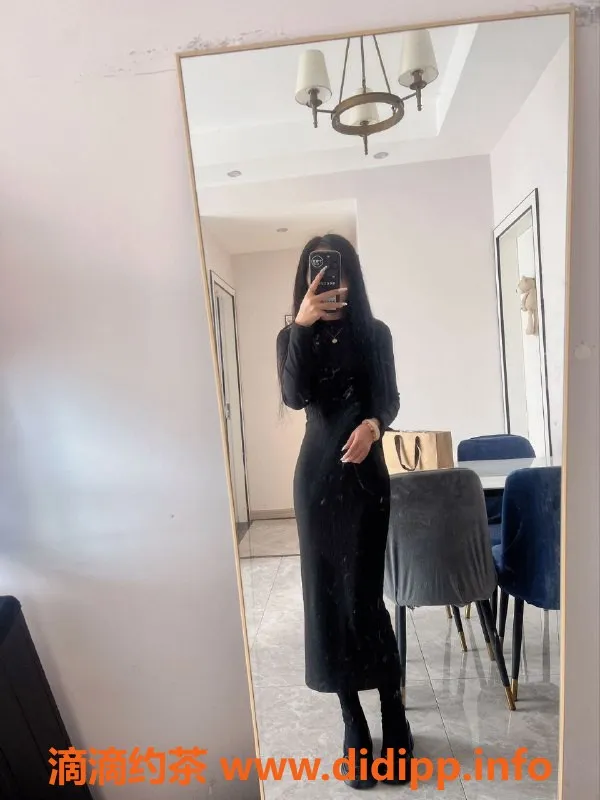 成都楼凤-市中心洋颖，身材出众，服务热情，价格6/10