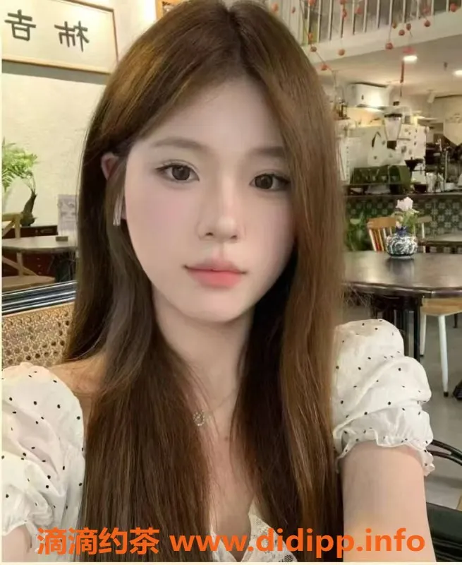 郑州楼凤-郑州21岁依依，167cm白皙皮肤，服务项目多样