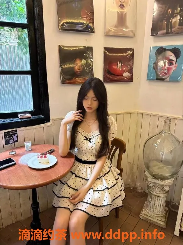 昆明楼凤-呈贡胡欣怡，身材火辣，服务优质，体验仅需800元