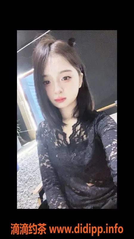 深圳楼凤-南山区可爱嫩妹婷婷，788起，综合评分9.0