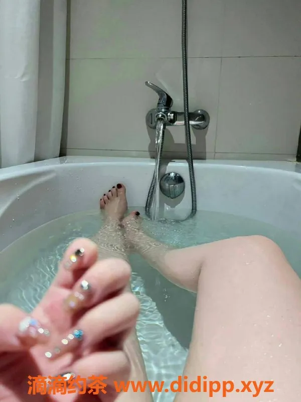 北京楼凤-丰台菲菲，妩媚少妇，600P，技术一流