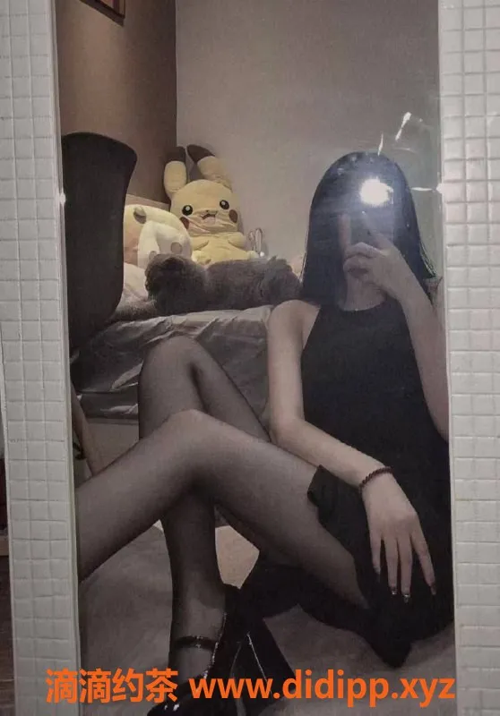 成都楼凤-南城都汇顾兮，8p女友车等你体验