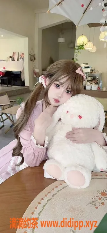 成都楼凤资源信息,武侯区萝莉车悦琪，颜值超赞，课时费7/11