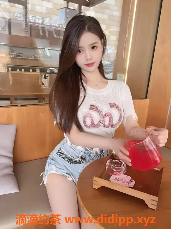 珠海楼凤-金湾极品01新茶，肤白貌美服务可选