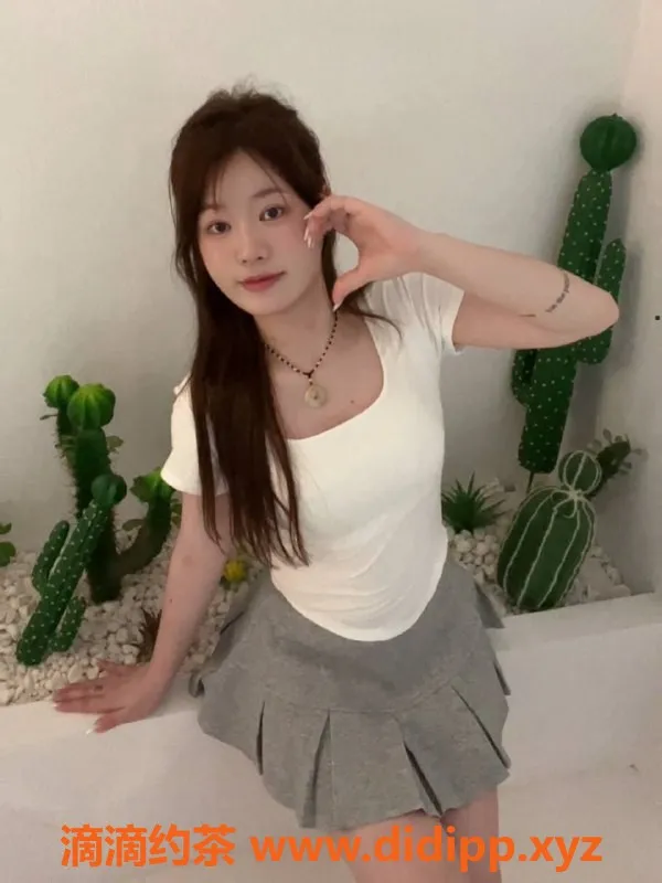 成都楼凤资源信息,成华区嫩妹薏米，165cm服务到位，课费实惠