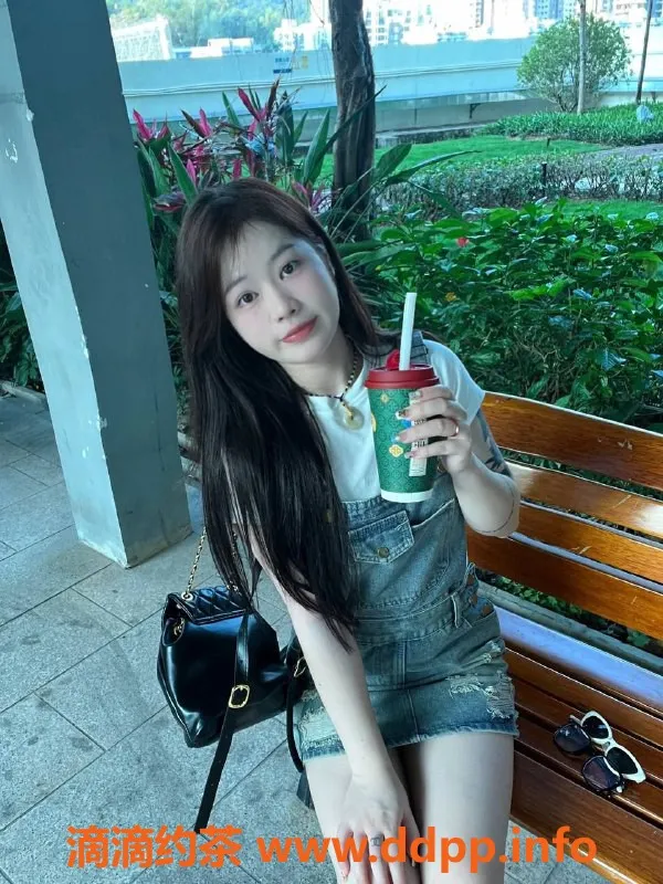 成都楼凤-成华区嫩妹薏米，165cm服务到位，课费实惠