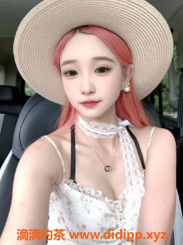 珠海楼凤-珠海拱北98课室 24岁颜值妹子可纯可欲