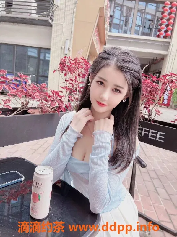 珠海楼凤-珠海拱北98课室，身高164，体重99，温柔可爱