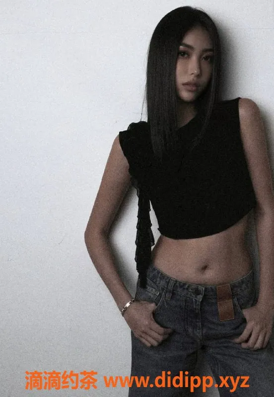 杭州上门服务-23岁巴西D胸美眉，身高173，超诱人！