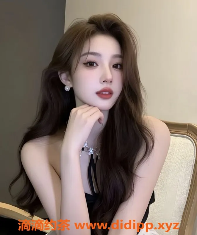 重庆楼凤-重庆小🐠儿，69服务多样，带你畅享激情