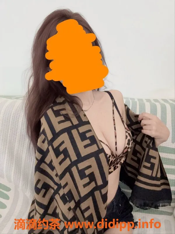 成都楼凤-武侯区嫩妹安念，身材好态度佳，10元起!