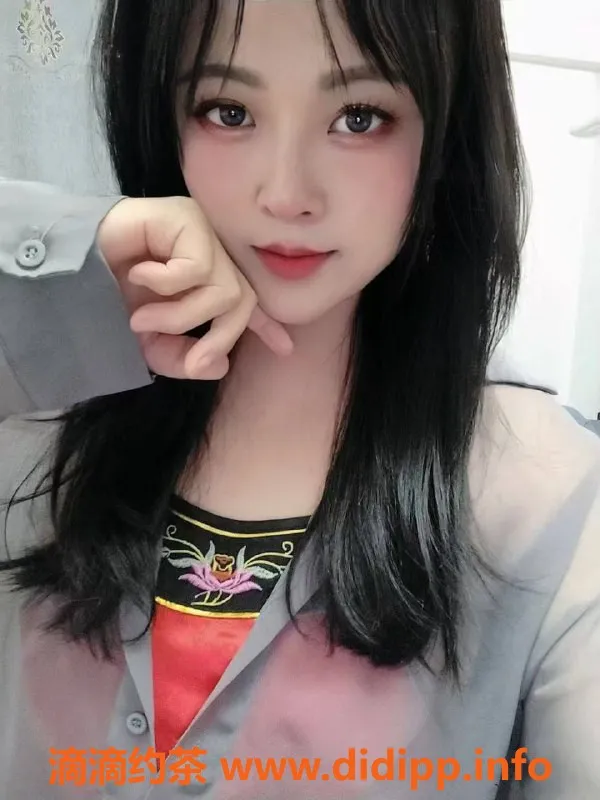 北京楼凤-北京望京桃子，25岁，163cm，52kg，服务优质