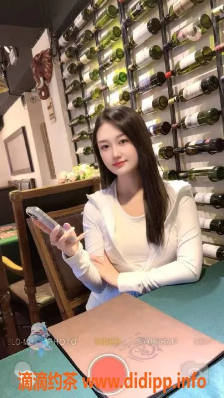 郑州楼凤资源信息,郑州月月，19岁，166cm，49kg，高级服务体验