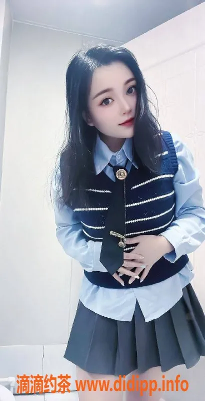 北京楼凤-朝阳九九，160cm、105斤、25岁，茶费8元