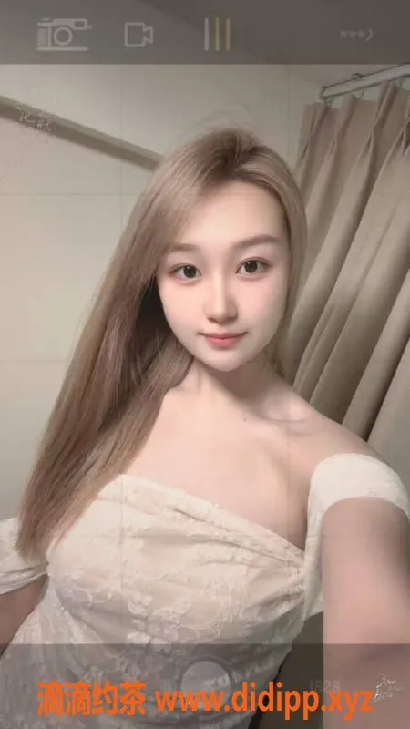 郑州楼凤资源信息,郑州月月，19岁166cm，49kg，提供69与陪浴服务