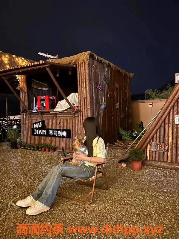 成都楼凤-成都青年欣怡，160cm，90斤，600元一次服务