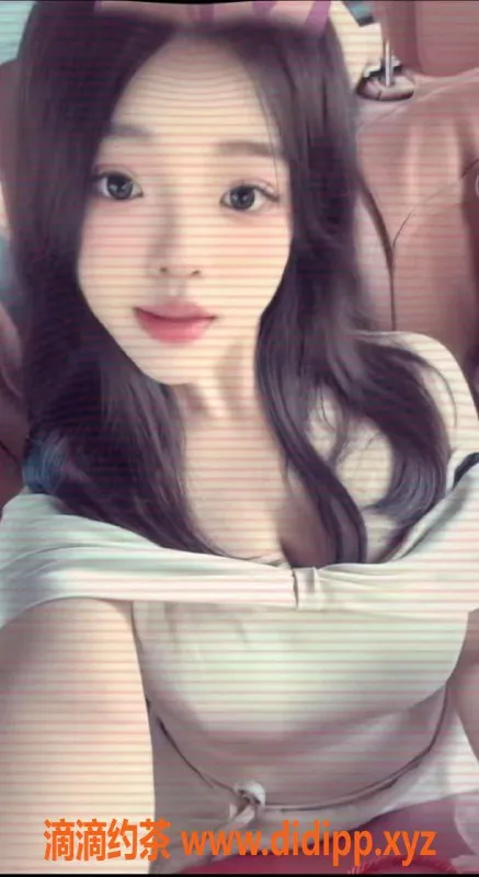 郑州楼凤-惠济区19岁喵喵，162cm，51kg高颜值服务