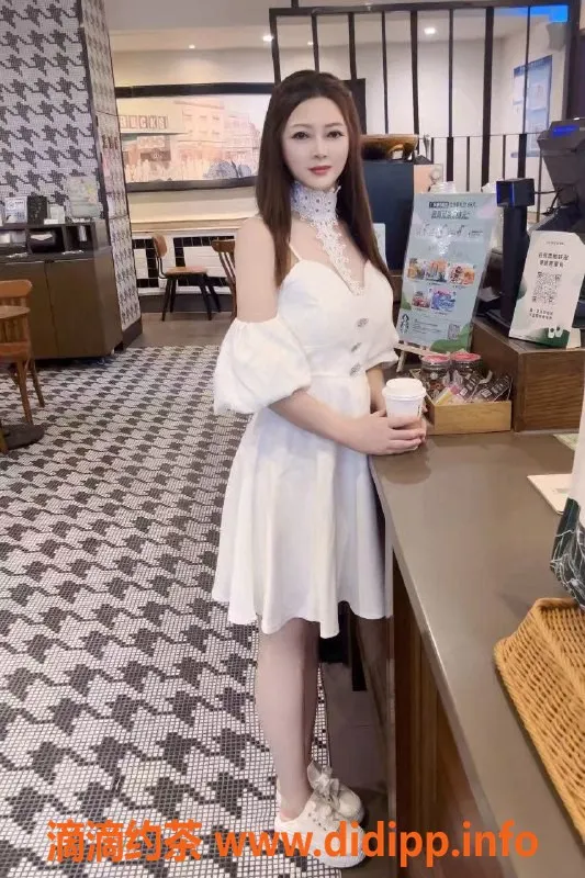 深圳楼凤资源信息,福田小少妇小黎姐，30岁162cm，茶水费超值