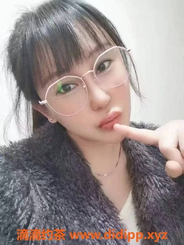 广州楼凤-天河25岁婷婷，163cm大奶诱惑，任你享受