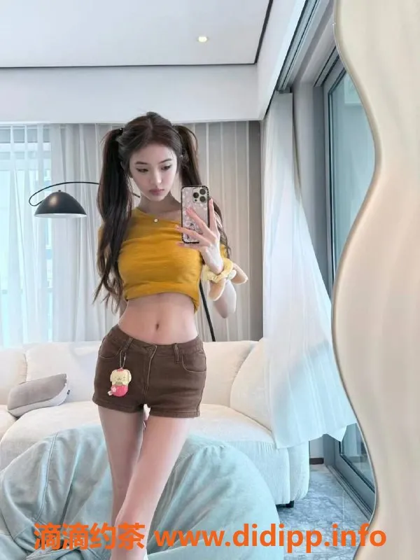 杭州楼凤-杭州19岁校妹研研165cm，96斤，C罩杯