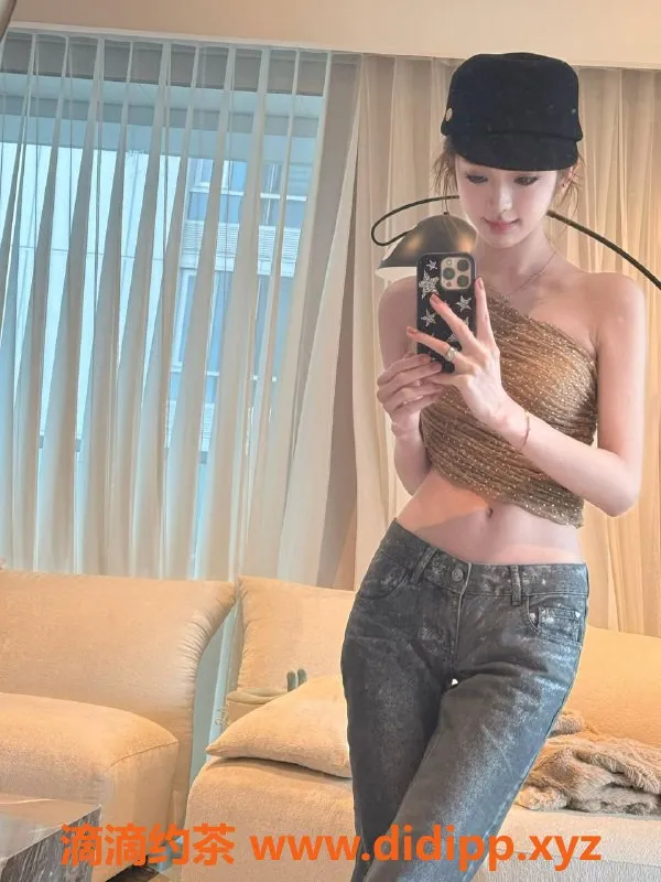 杭州楼凤-杭州19岁校妹研研165cm，96斤，C罩杯