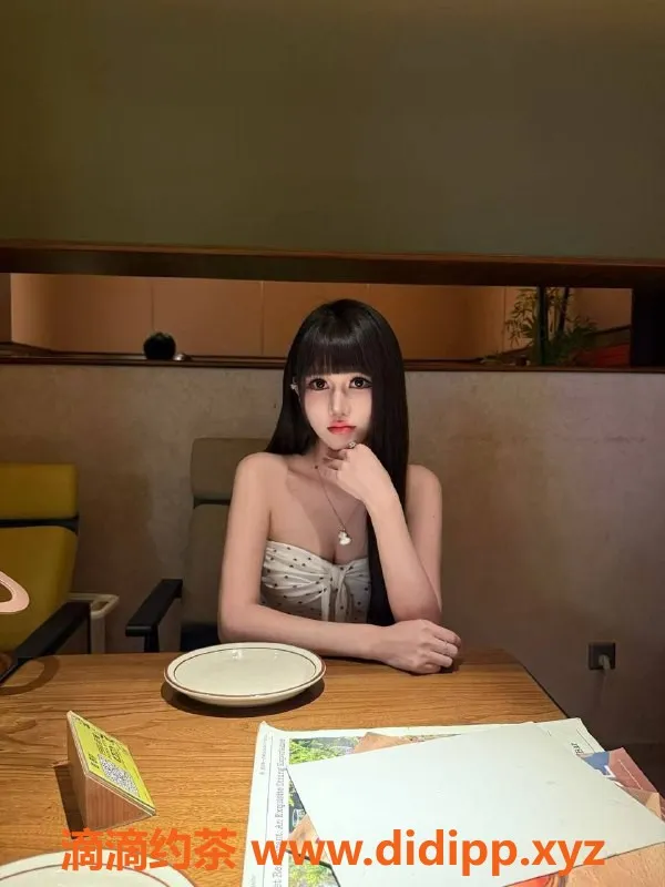 成都楼凤资源信息,成华区橘子，身高165，体重99，24岁，服务项目多