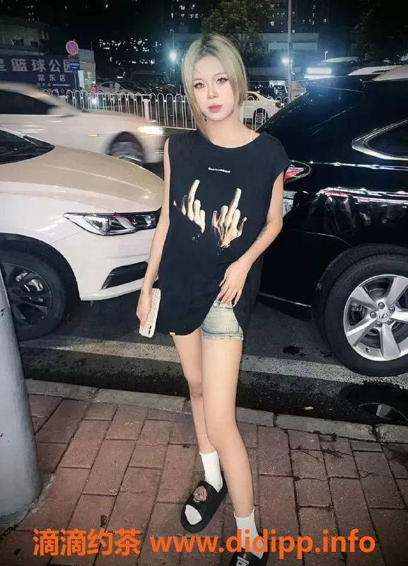 成都楼凤-成华区小江，身材出众，价格实惠