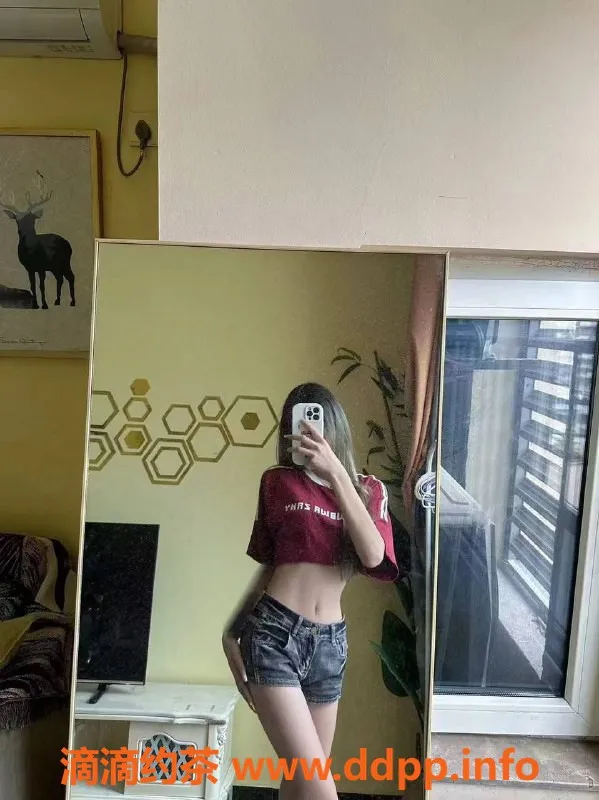 成都楼凤资源信息,交子大道嫩妹琪琪，7/12课时费，代聊服务