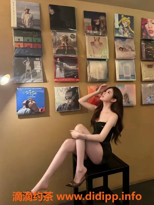 北京上门服务-上门舞蹈老师茉莉，颜值与身材兼备