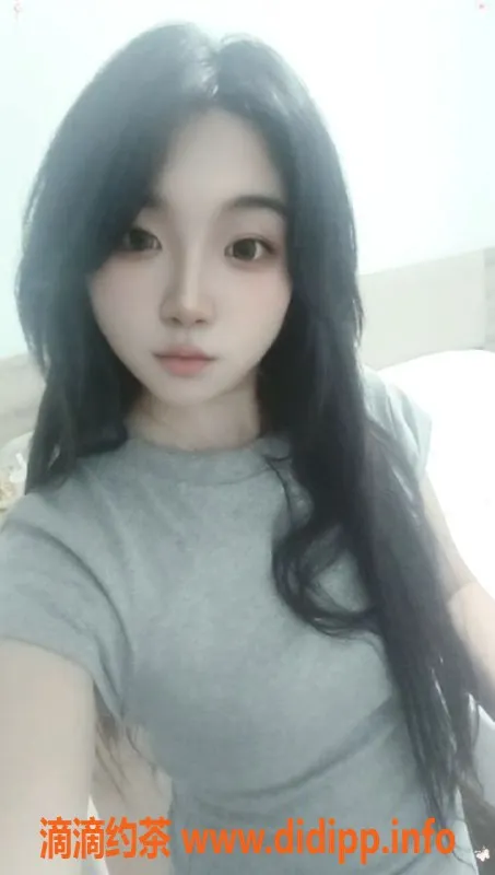 成都楼凤-成华区晚晚，御姐身材，特级服务体验