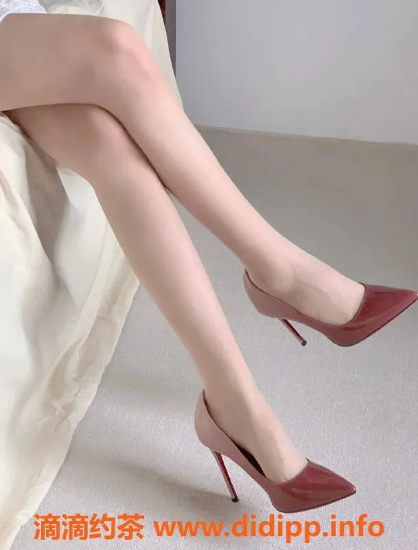 北京楼凤-通州梨园阳阳，162cm 90斤 C杯 25岁