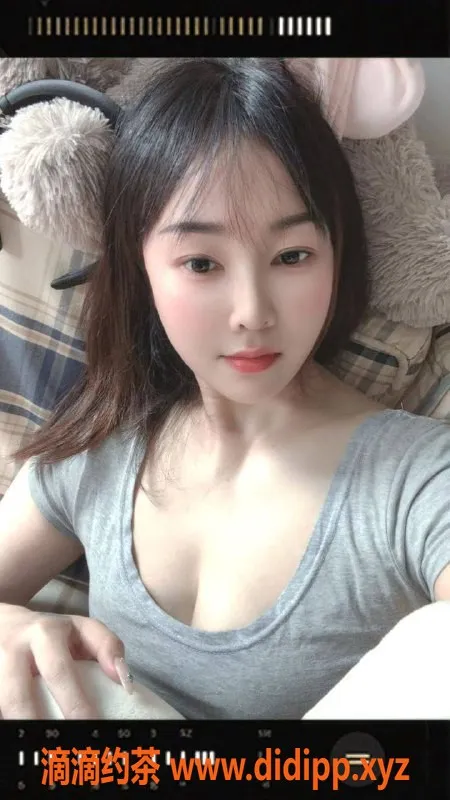 北京楼凤-亚运村小幸运，21岁C+，160cm，茶费1K