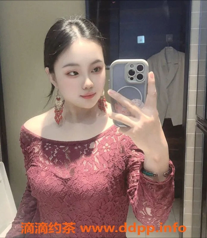 北京楼凤-双井苏苏，24岁165cm，身材姣好C+，茶费1K