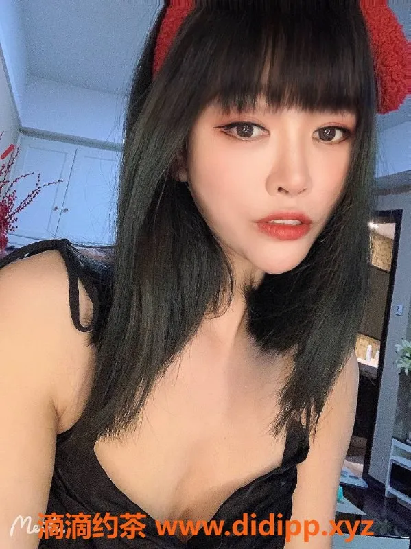 深圳楼凤-龙华纯天然风骚御姐，166cm 51kg，健身长腿