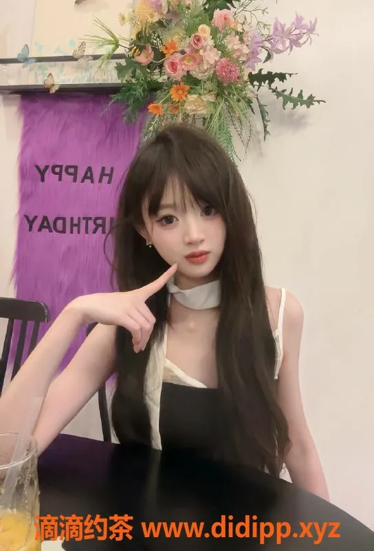 珠海楼凤资源信息,香洲妮妮，青春可人 高挑美女等你来约