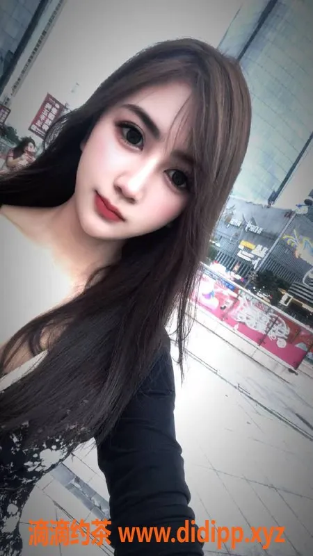 郑州楼凤-中原区小柠檬，26岁细腰嫩模，陪浴调情服务