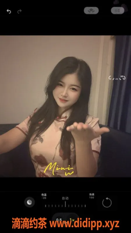 成都楼凤资源信息,武侯区巧巧，服务热情大奶5P体验