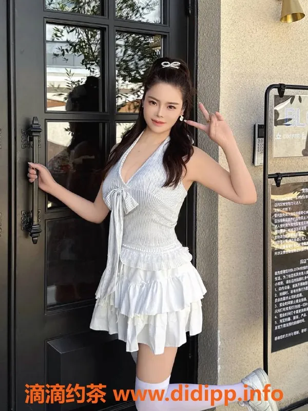 北京楼凤-丰台雯雯，天然D罩杯，莞式服务